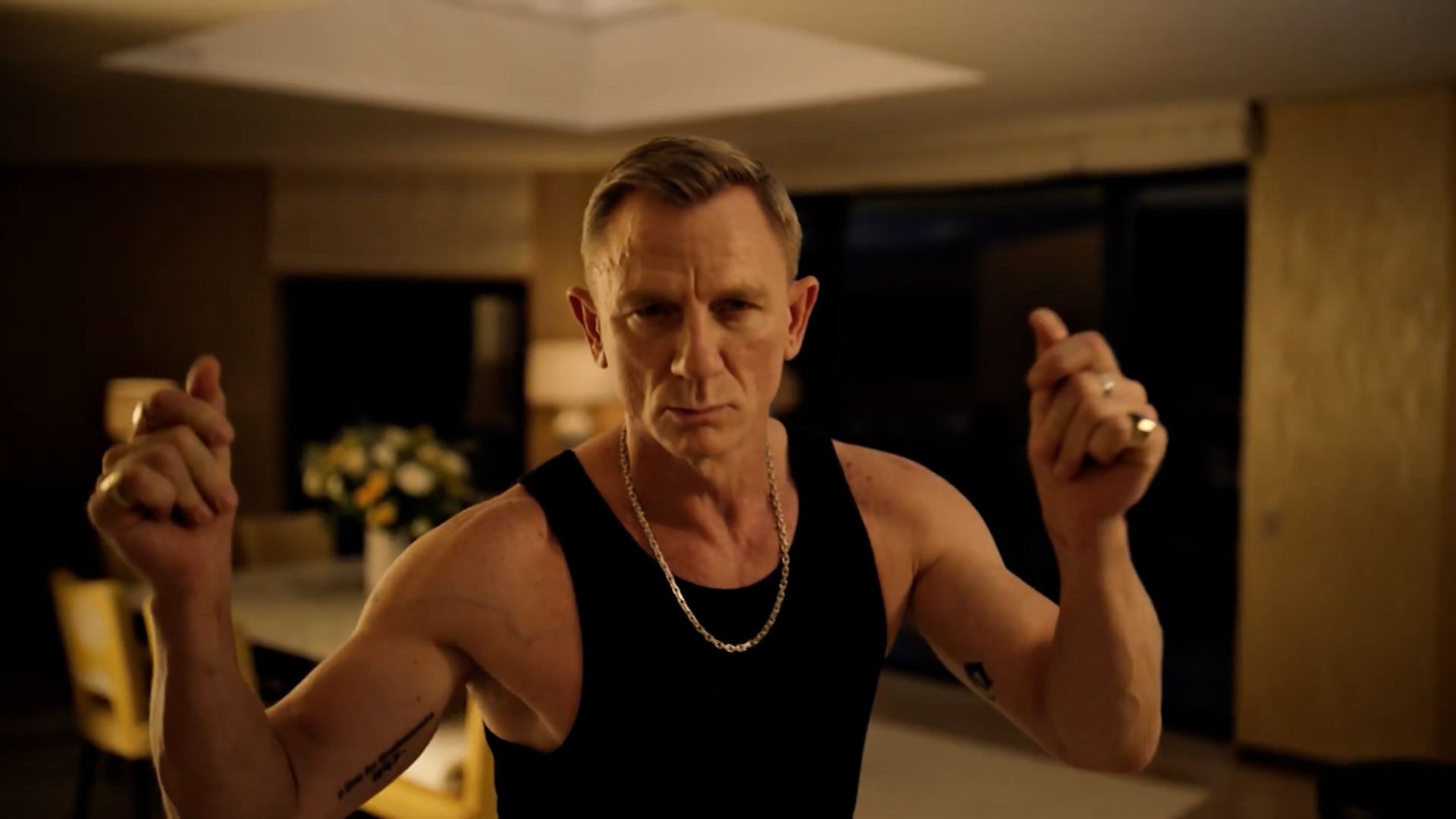 Daniel Craig in ad campaign for Vodafone GigaTV
