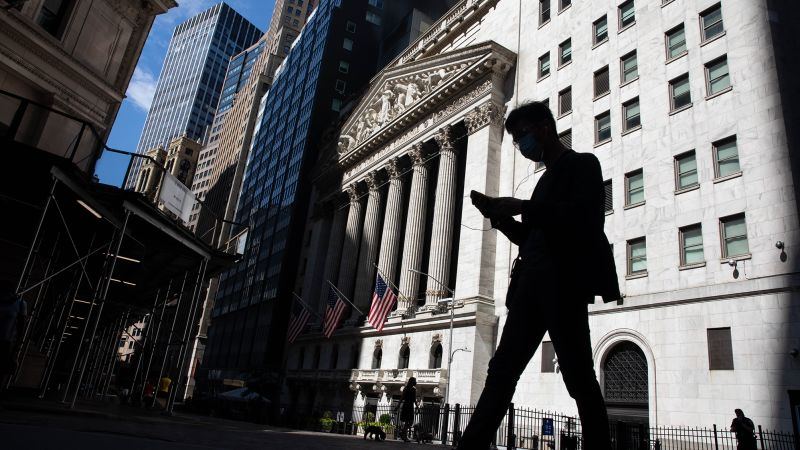 Stocks have been clobbered this 12 months, however persons are nonetheless contributing to their retirement accounts | CNN Business