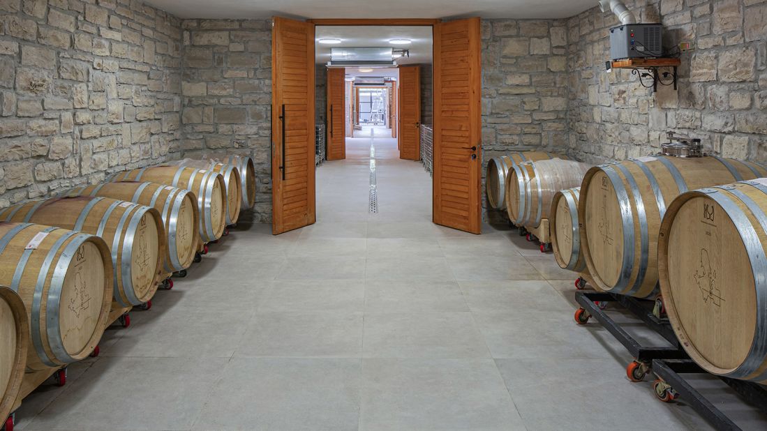 <strong>Iki Deniz Arasi: </strong>Iki Deniz Arasi winery is the result of almost two decades of work to restore viticulture to a once-thriving wine region.