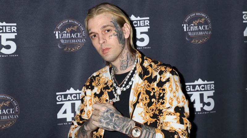 Aaron Carter’s manager ‘pleased’ his memoir has been put on hold | CNN