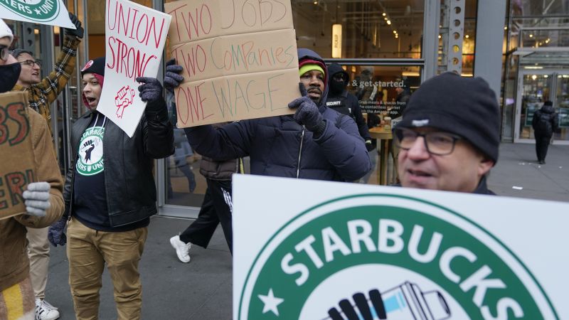 You are currently viewing About 2000 Starbucks workers stage one-day strike at more than 100 stores – CNN