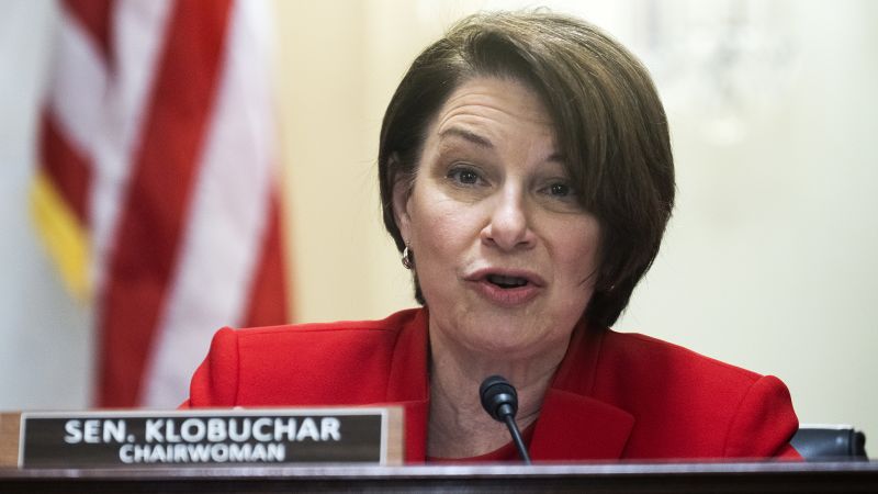 NextImg:Klobuchar says she supports abortion restrictions in late pregnancy | CNN Politics