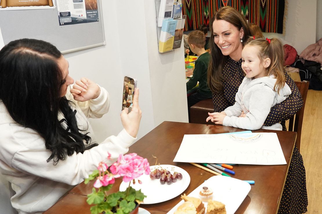 Kate took part in an art class with young Ukrainian refugees.