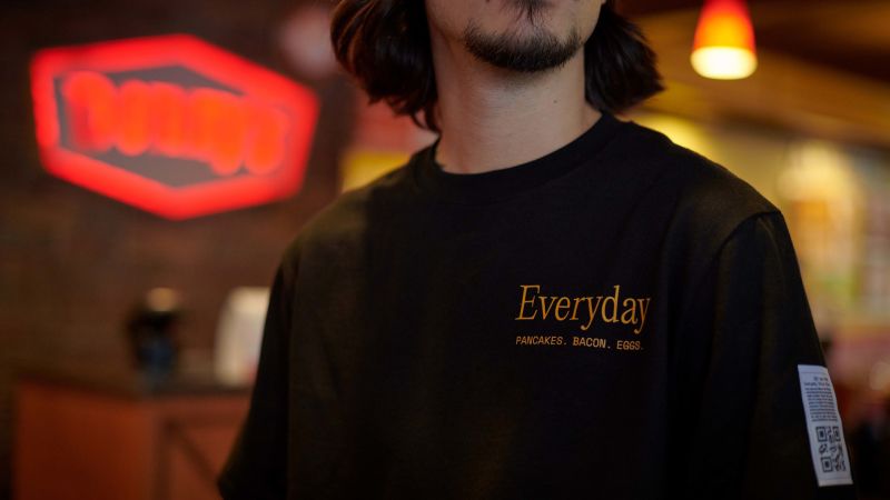 This $5.99 T-shirt will get you free Denny’s breakfast for a year | CNN Business