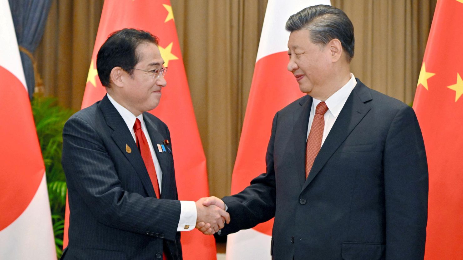Japanese Prime Minister Fumio Kishida meets Chinese leader Xi Jinping on the sidelines of the Asia-Pacific Economic Cooperation (APEC) summit in Bangkok on November 17, 2022.