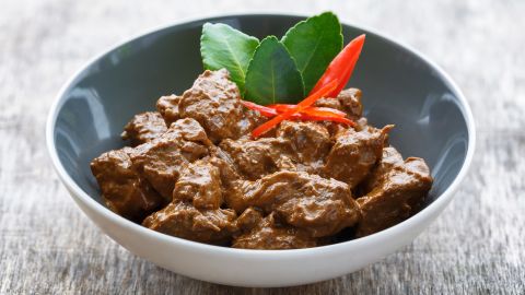 Beef rendang is unbelievably tender. The beef is coated with dry curry that has been stewed for hours.