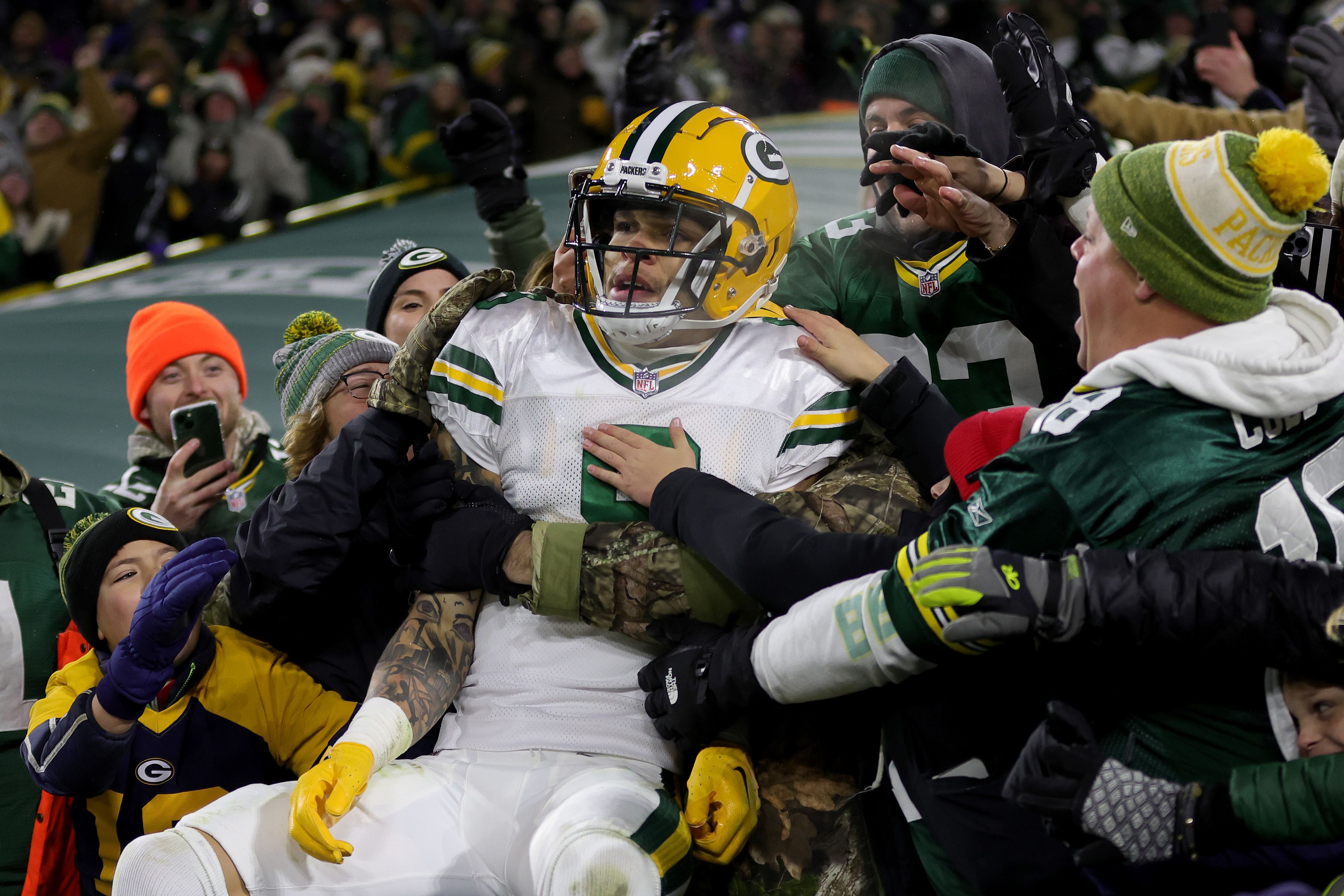 NFL: Tennessee Titans lead from start to finish to beat struggling Green  Bay Packers