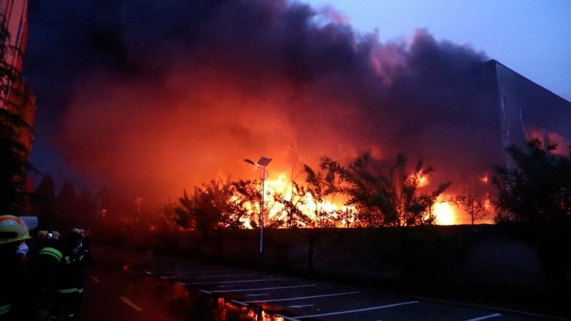 Henan, China: Un incendio en una fábrica mata a 38 personas, según informes de los medios estatales