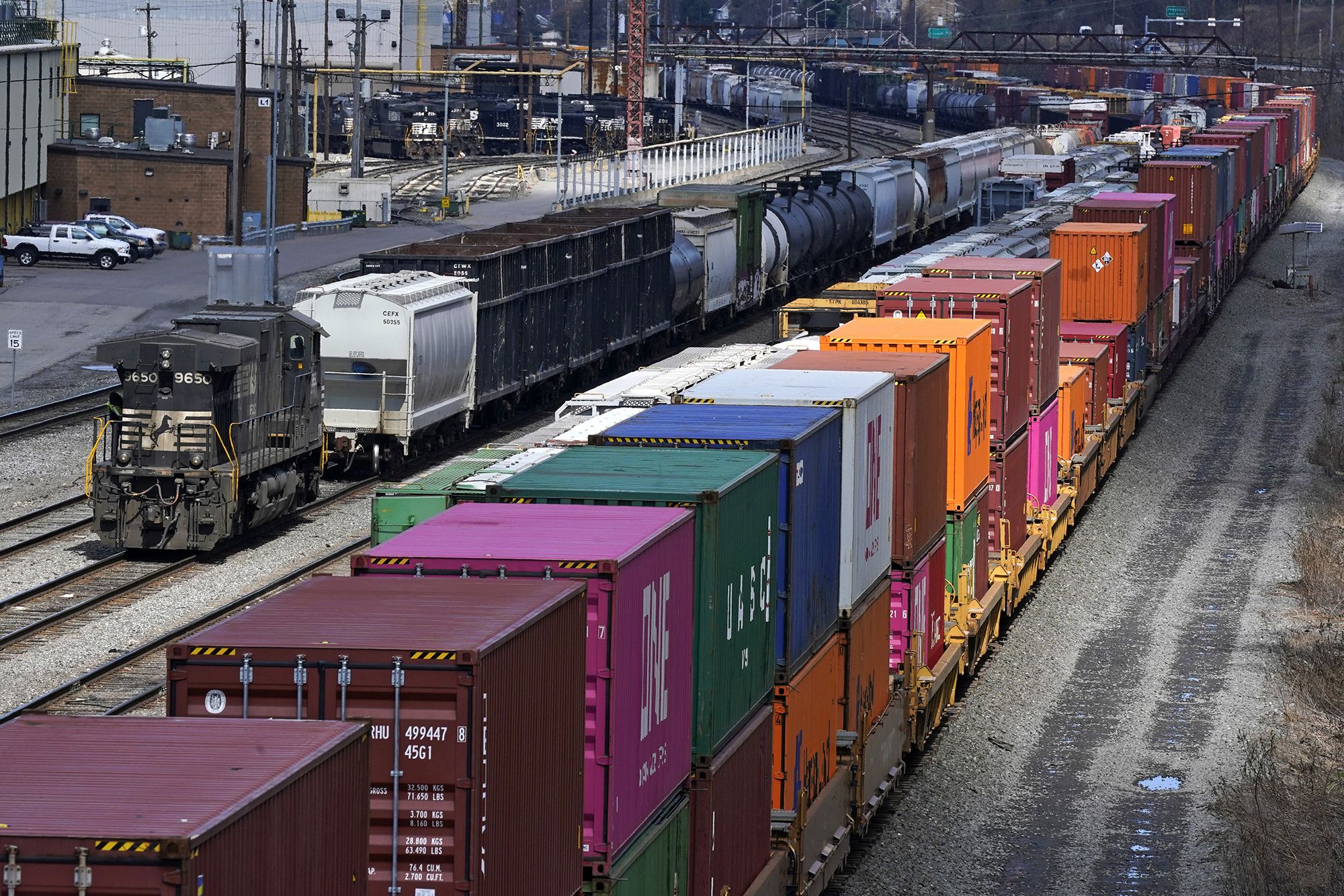 Railroad Strike Days Away? Here's What it Means for Agriculture