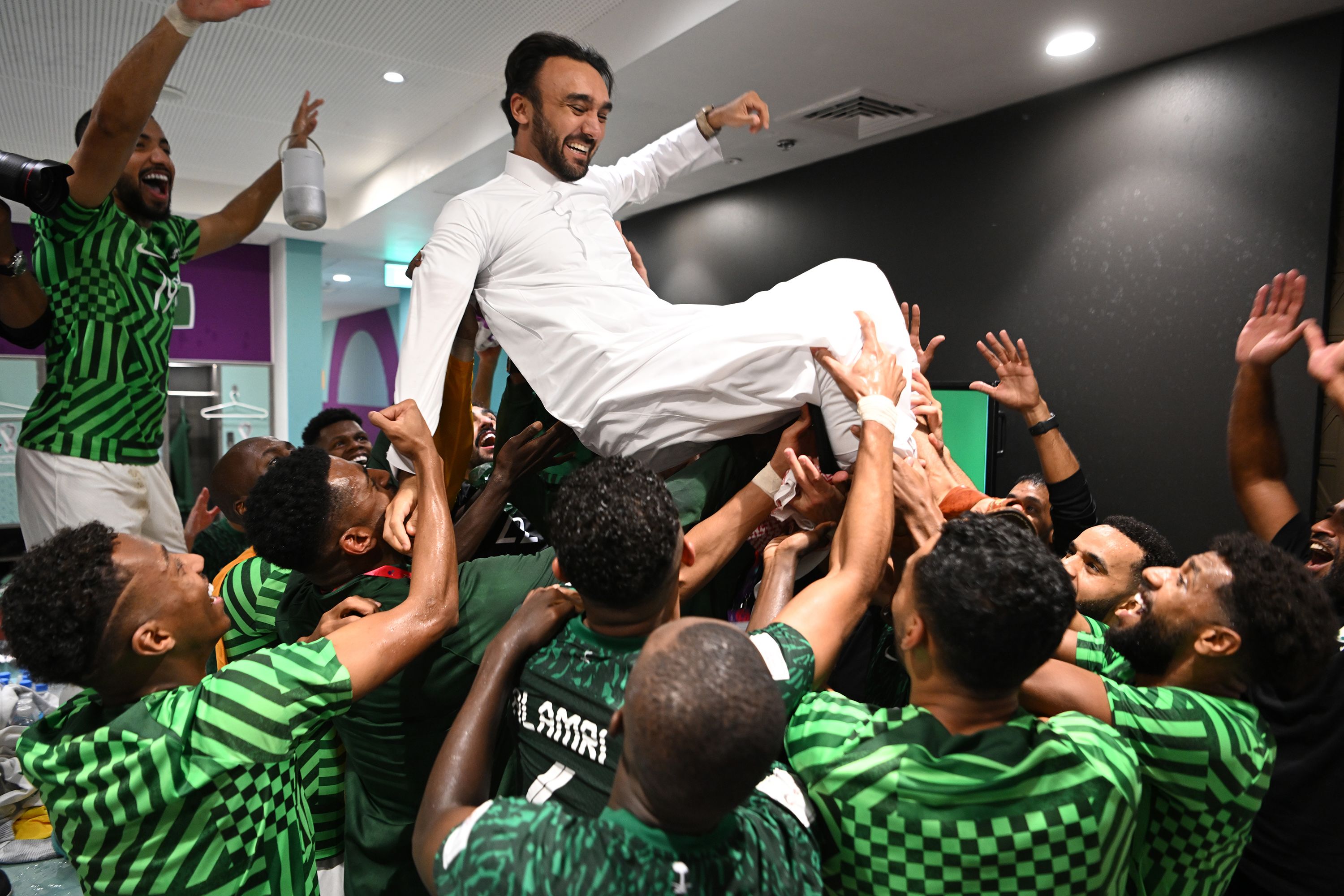Players of Saudi Arabias Al Hilal Saudi FC celebrate after victory News  Photo - Getty Images