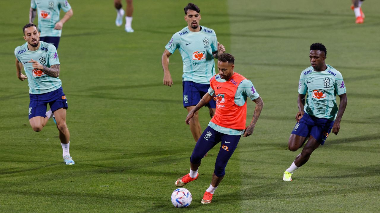 Neymar (center) trains with Brazil in Doha, Qatar ahead of the World Cup.  