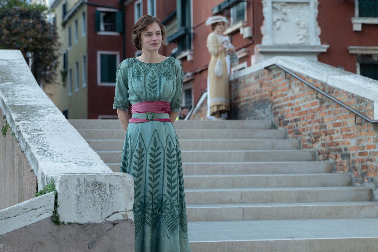 A more laid-back looking Lady Constance during a scene in Venice. 