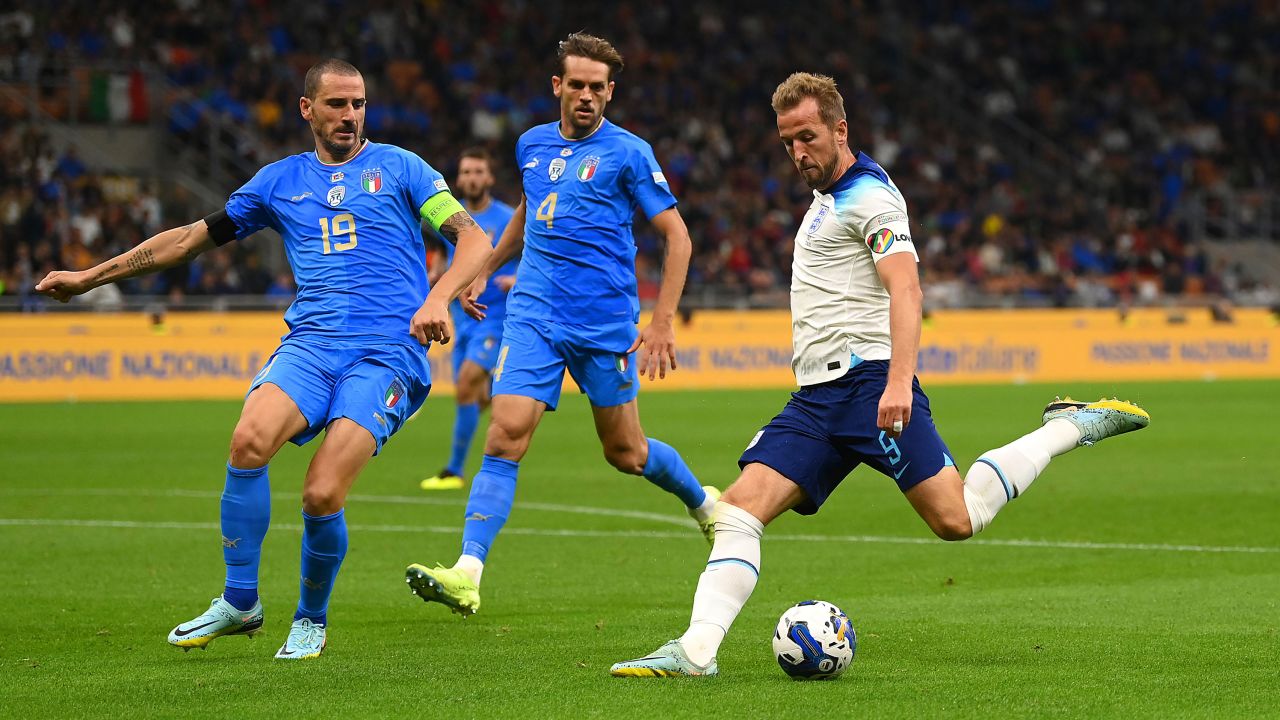 Kane (right) wears the "OneLove" armband during the Nations League game between England and Italy on September 23. 