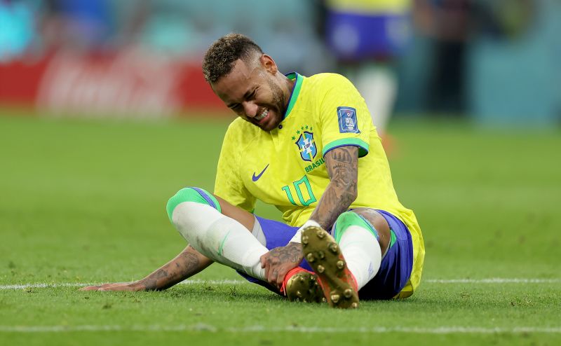 Neymar: Brazil looks to book place in knockout stage without