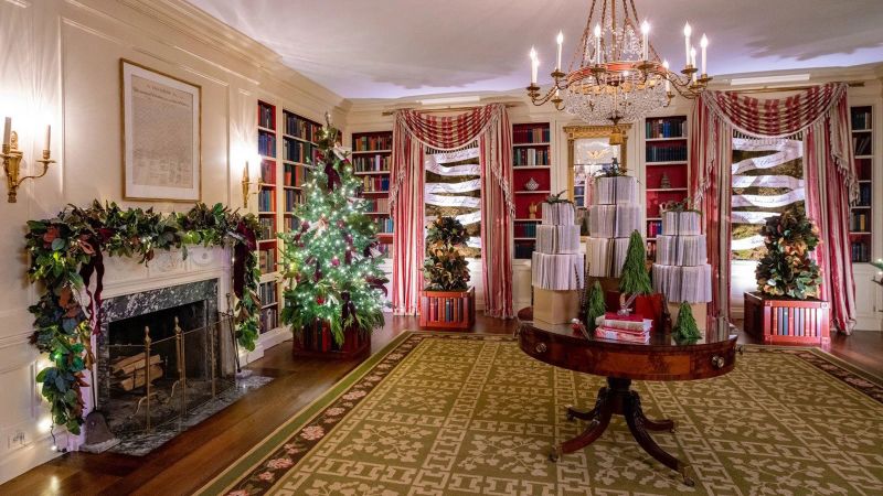 Christmas Vacation House Decoration 2022 Christmas 2022 Update   221128083354 03 White House Holiday Decorations 2022 