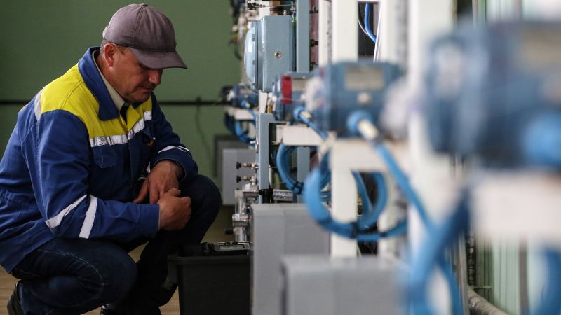 Russia backtracks on threat to cut gas supply to Moldova via Ukraine