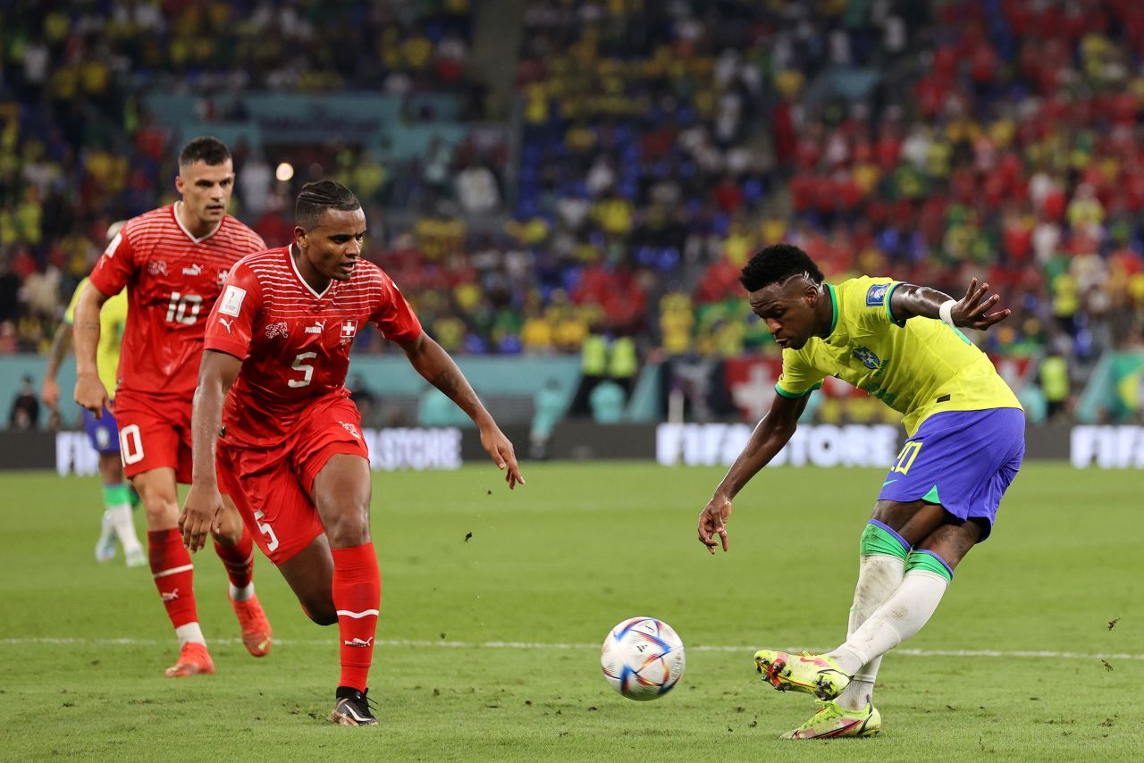 Brazil's Vinícius Júnior performs a rabona during his team's 1-0 victory over Switzerland on Monday. The Brazilians' win ensured that they will be advancing from their group.