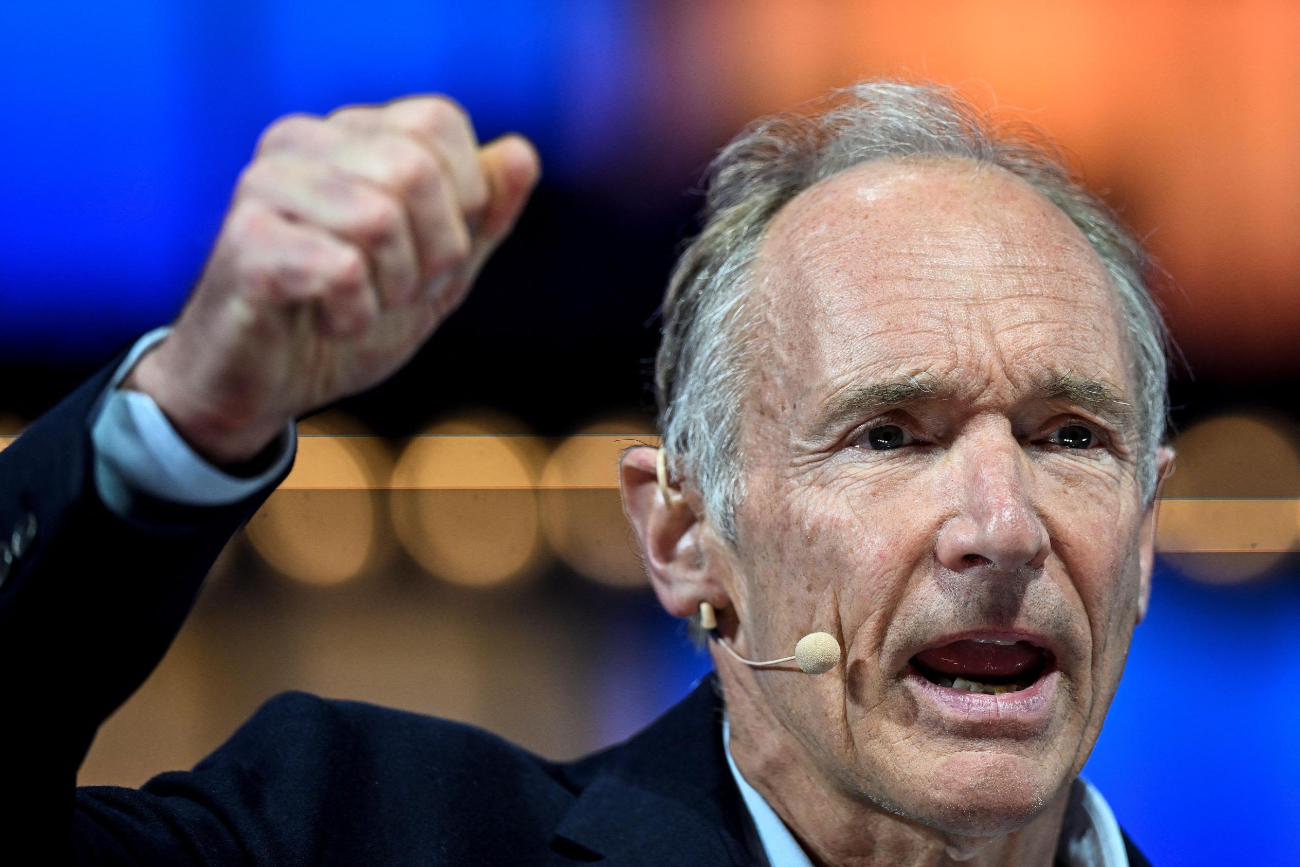 Tim Berners-Lee wants us to reclaim the internet from tech giants | CNN  Business