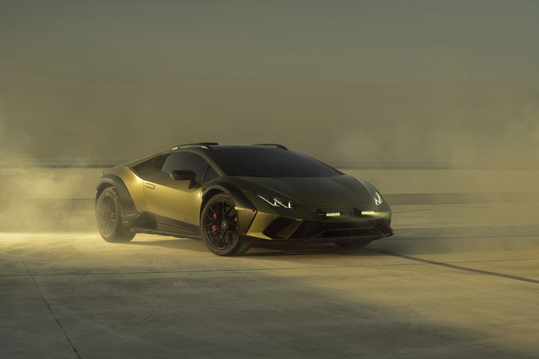 In addtion to the Huracán's usual track and street driving modes, the Sterrato also has a Rally mode for driving on loose dirt.