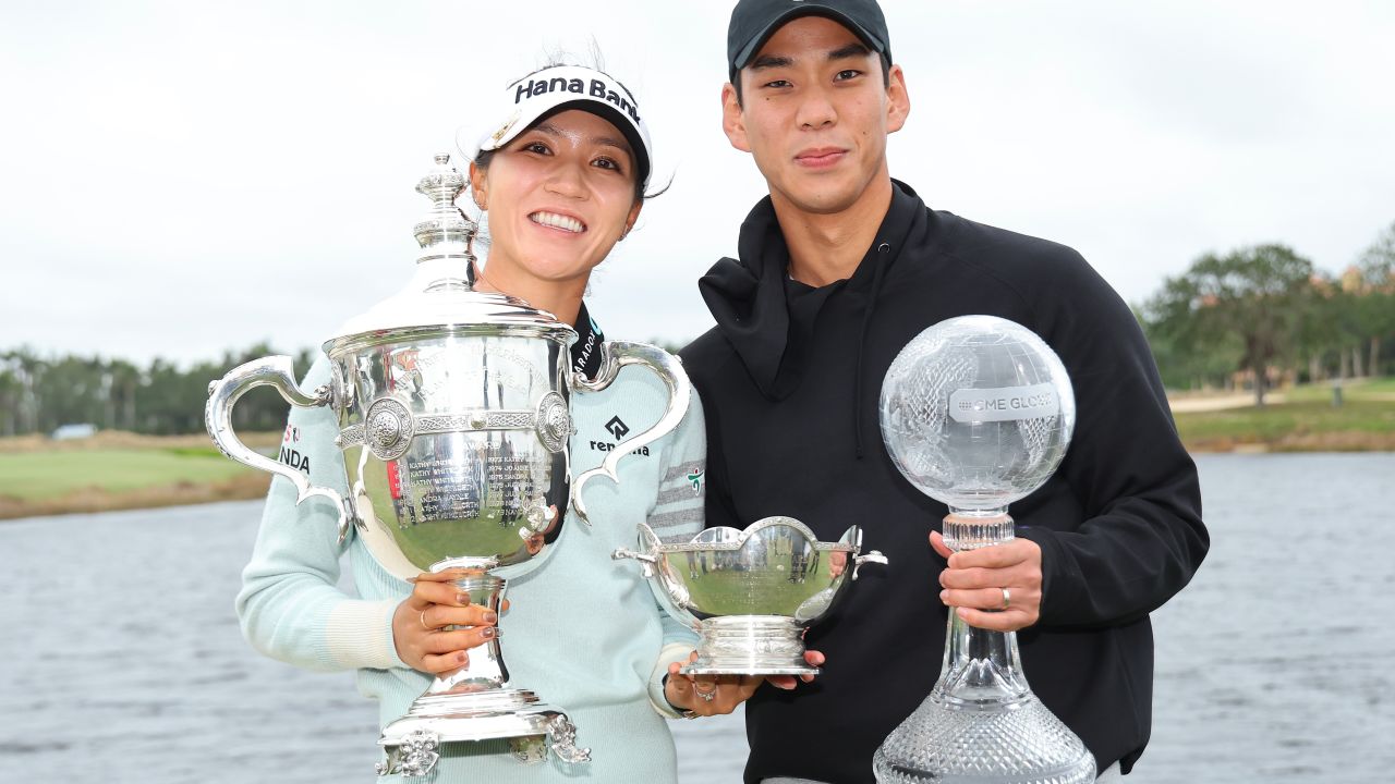 Ko celebrates her haul with her fiancé Chung.