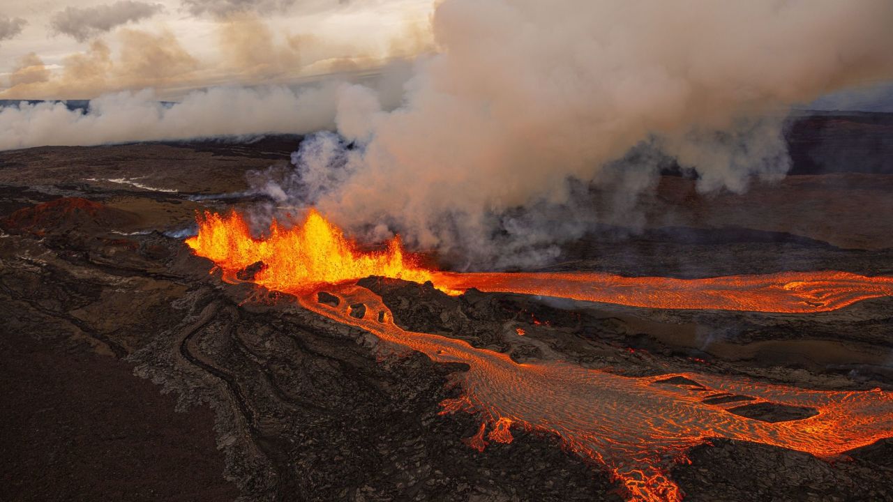 Volcanic eruption at Mauna Loa volcano on the Big Island of Hawaii on November 29, 2022. 