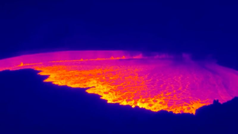 Thermal video shows moment world’s largest volcano erupts | CNN