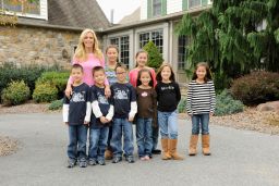 Kate Gosselin and her children in 2012. 