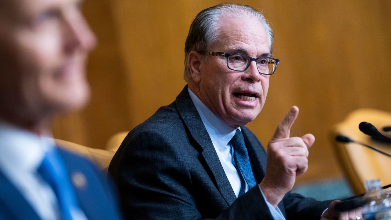 Mike Braun files to run for Indiana governor in 2024, setting up open