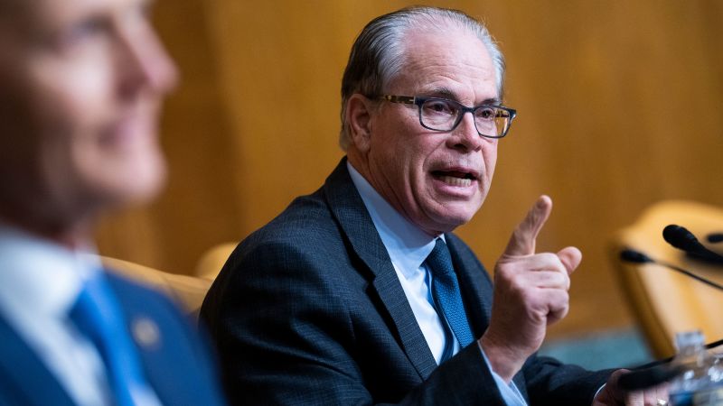GOP Sen. Mike Braun files to run for Indiana governor in 2024 setting up open Senate race – CNN