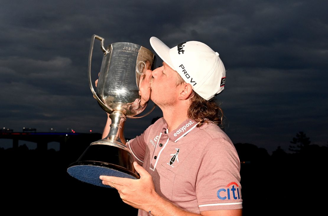 Smith kisses the Kirkwood Cup after his win.