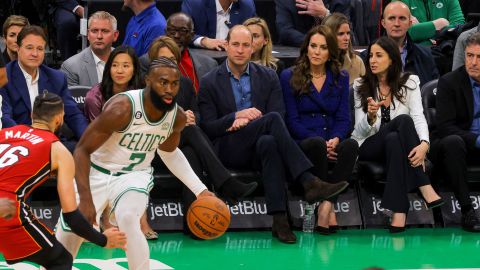 Mayor of Boston Michelle Wu; Governor-elect Maura Healey; Prince William; Catherine, Princess of Wales; Emilia Fazzalari and her husband Celtics owner Wyc Grousebeck watch the Boston Celtics and the Miami Heat play on November 30, 2022.