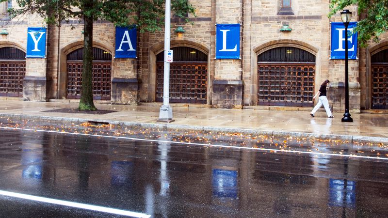 Yale University: Students sue, alleging discrimination against students with mental health disabilities