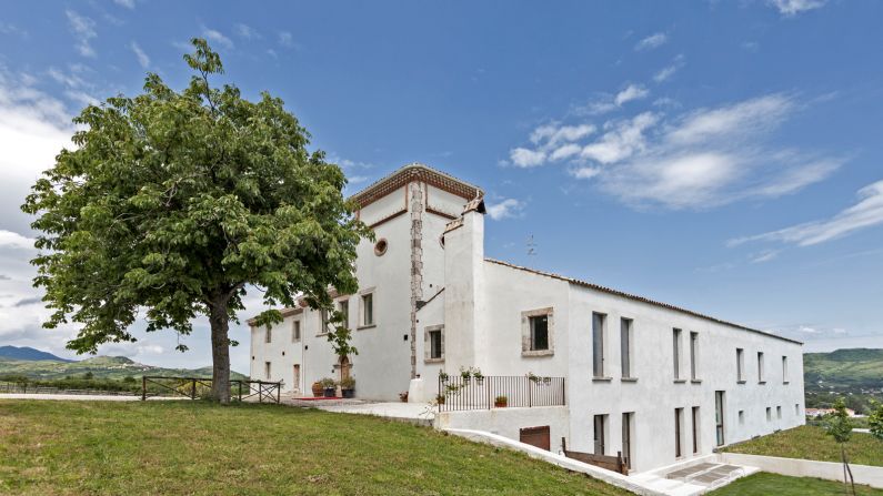 <strong>Casadonna:</strong> Amid the rural greenery of Italy's Abruzzo region, the Casadonna complex houses the Reale restaurant, a hotel and culinary school. 