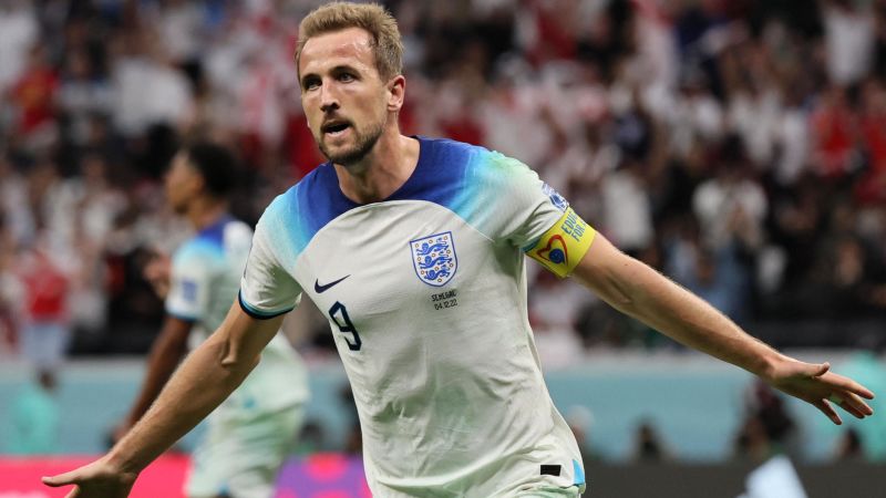 England cruises past Senegal 3-0 to reach World Cup quarterfinals as Harry Kane makes Three Lions history | CNN