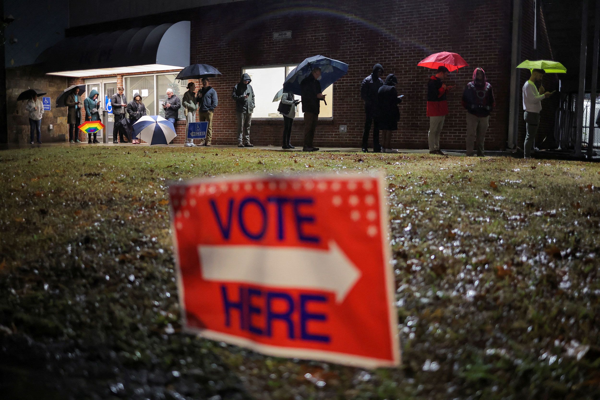 Herschel Walker polls, Georgia Senate: Voting is bigger than football