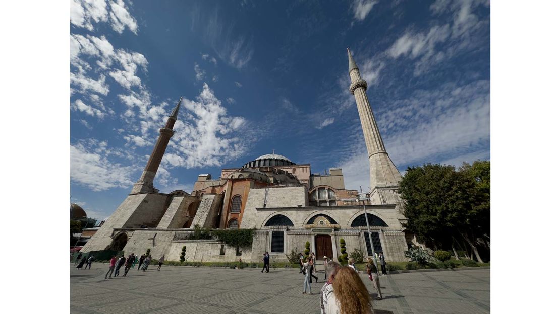 Top: Unedited view of Hagia Sofia with the ultrawide lens.