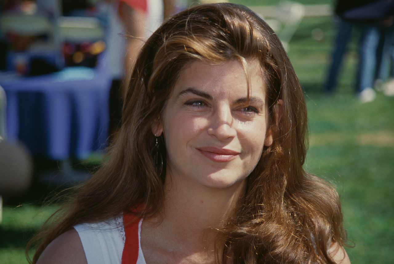 Kirstie Alley, star of 'Cheers' and films including 'Look Who's Talking,' dead at 71 | CNN