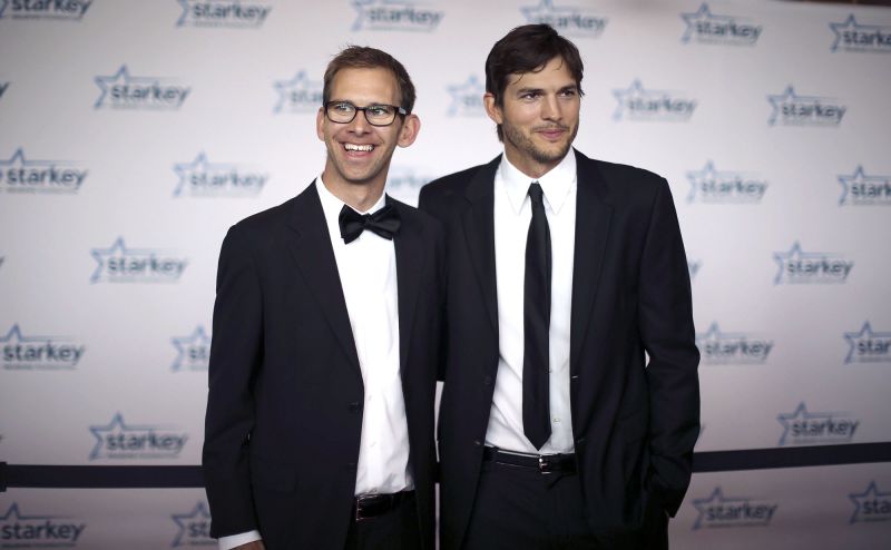Ashton Kutcher And His Twin Brother Michael Delve Into Topics Of Health ...