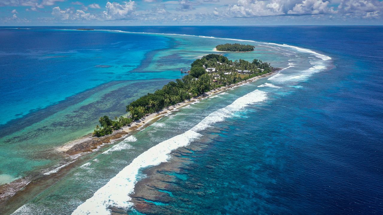 <strong>Tuvalu: </strong>The South Pacific Island nation of Tuvalu is one of the world's least visited countries -- and it's also at risk of being swamped by rising sea levels. 