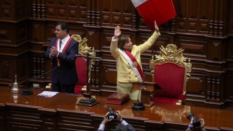 Peru viceprezidente Dina Boloart apmeklē zvēresta došanas ceremoniju Limā, Peru. 