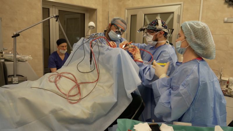 CNN gets access to Ukrainian hospital performing life-saving surgeries on wounded troops | CNN