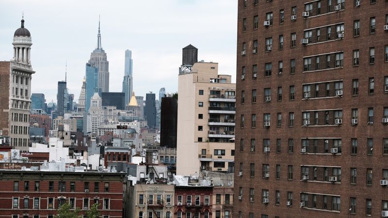 You are currently viewing The average rent in Manhattan jumped to $5249 in November — and may not fall any time soon – CNN