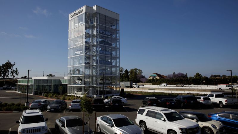 Read more about the article Bankruptcy worries swirl around used car retailer Carvana – CNN