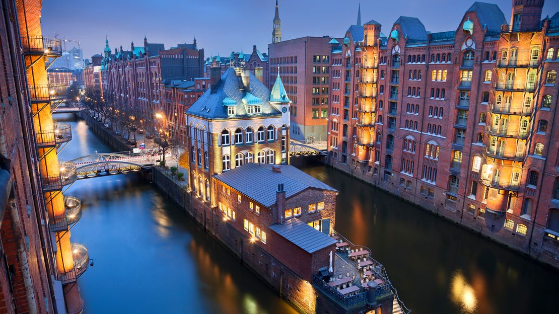 SJ's new EuroNight train sweeps through Sweden and Denmark to Hamburg, Germany.