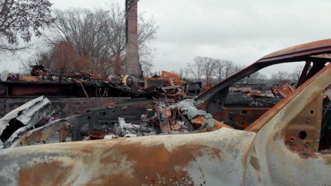 Reports indicate that firefighters tried to contain the blaze. Additional units were called in from nearby towns. But Alan and Kirsten's house was completely engulfed.