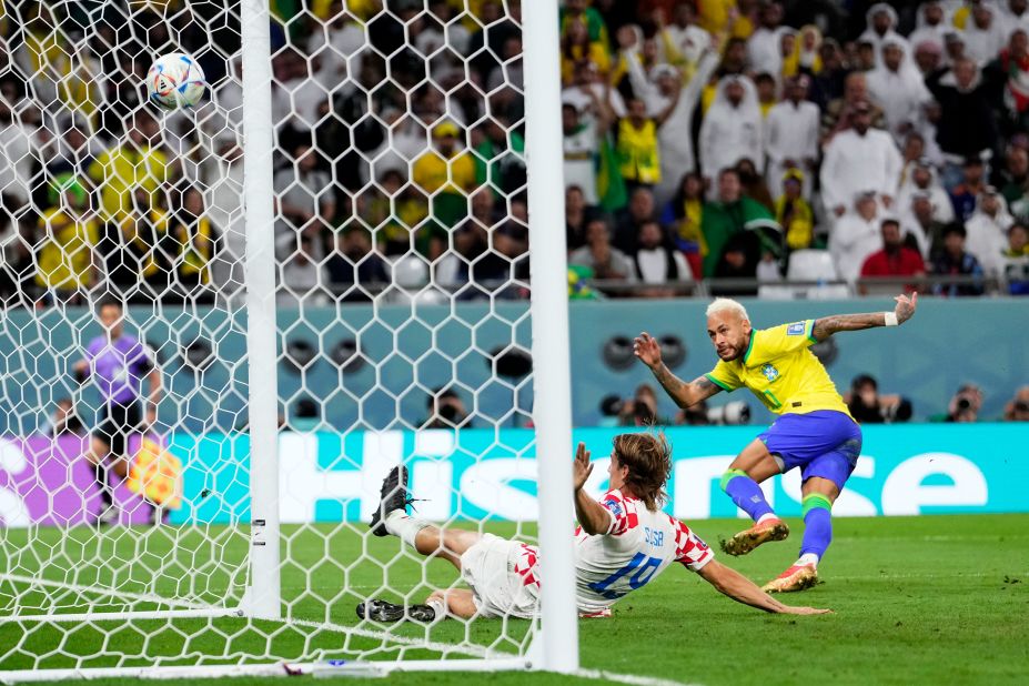 Neymar opens the scoring in extra time after the match went scoreless in regulation. With the goal, he tied Pelé as Brazil's all-time goalscorer. But Croatia would tie the match a few minutes later with a goal from Bruno Petković. 