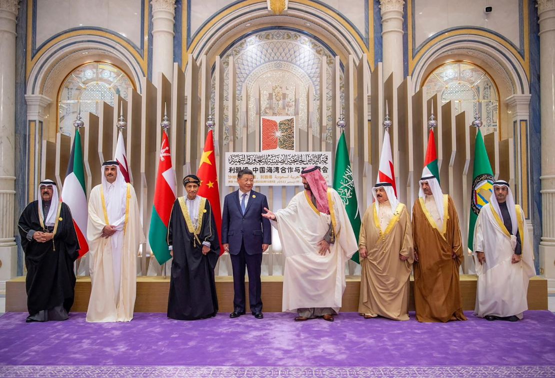 Chinese President Xi Jinping and Arab leaders pose for a group photo during the China-Arab summit in Riyadh on Friday.