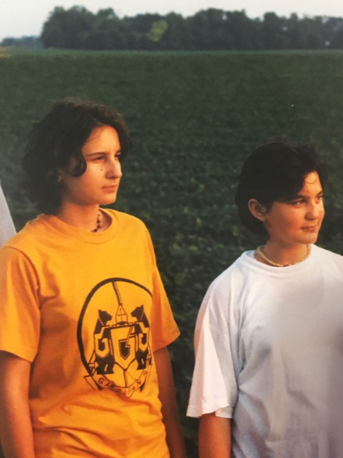 Vanja, left, and her sister Ayda shortly after they came to the US in 1999. 