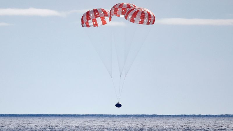 Misja NASA Artemis na Księżycu kończy się wytryskiem wody