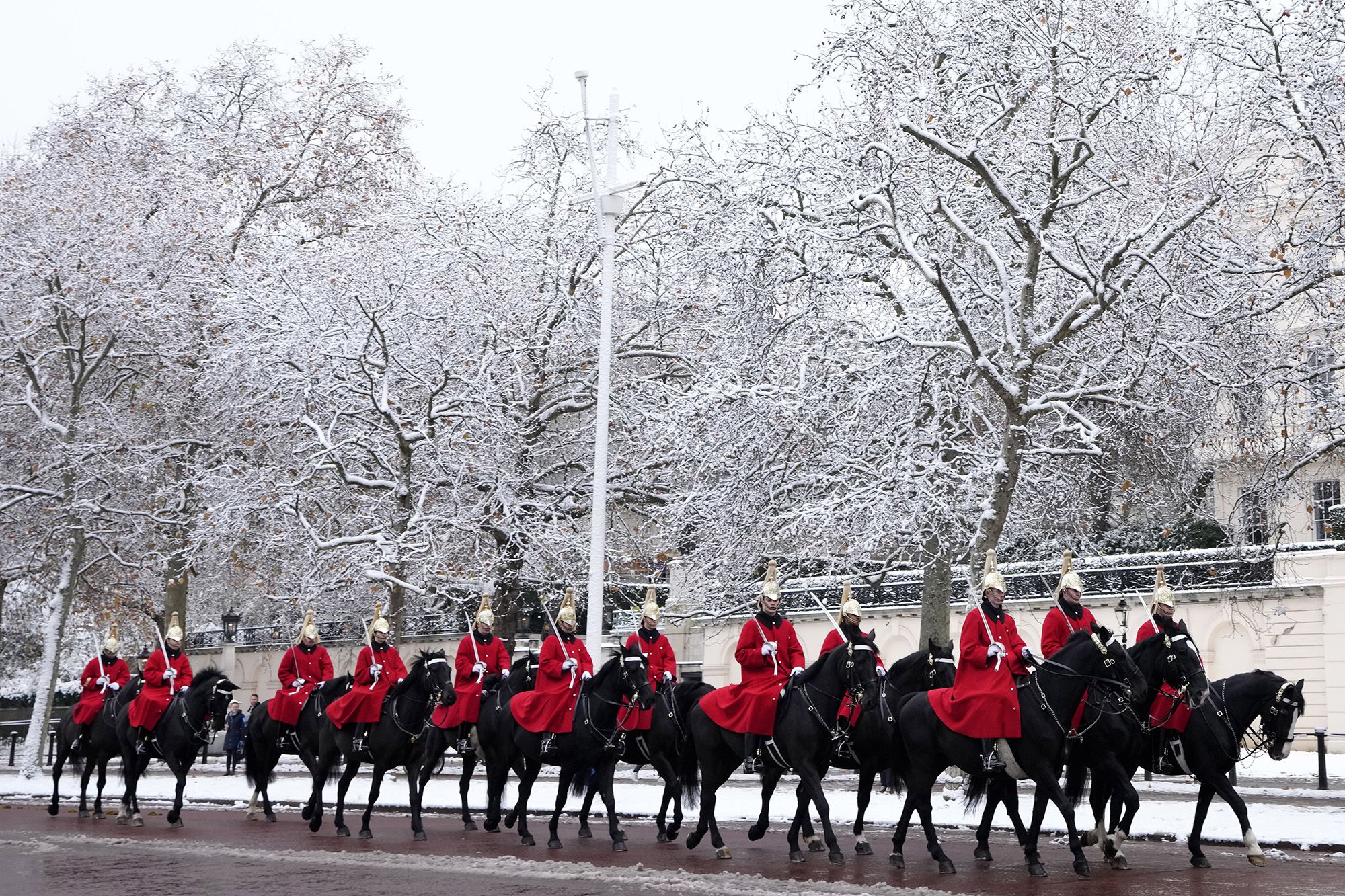 Photos: Snow covers London | CNN Photos: Snow covers London | CNN